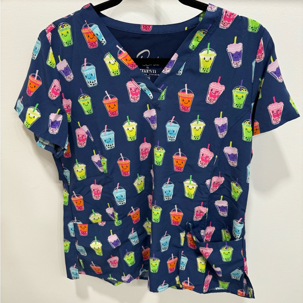 Bobba scrub top